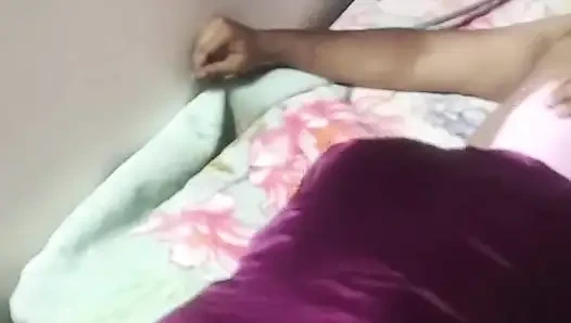 Orgazm kız Arap 18 yaşında