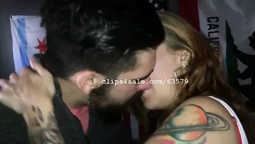 Casey ve aaron öpüşme part2 video3