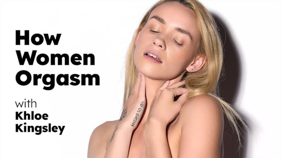 Yakın çekim - minyon sarışın Khloe Kingsley ile kadınlar nasıl orgazm oluyor! SOLO KADıN MASTÜRBASYONU! TAM SAHNE