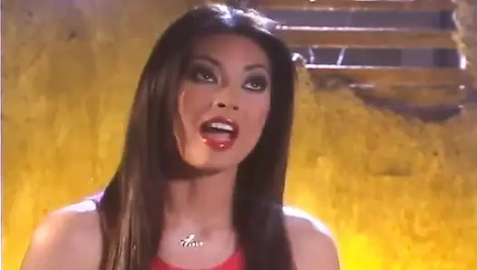 Tera Patrick'in yer aldığı fotoğraf çekimi kumaş pencere