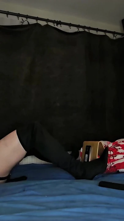 Cuckold couple looking for a guy with a nice cock to fuck this hot wife | Clip 2