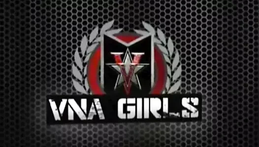 Asyalılar maxine x ve siren dikenli baş aşağı lezbiyen aşk!