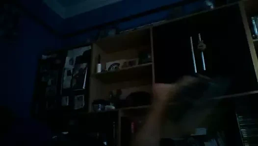 Ayakkabı oyunu parmak arası terlik çıplak ayak