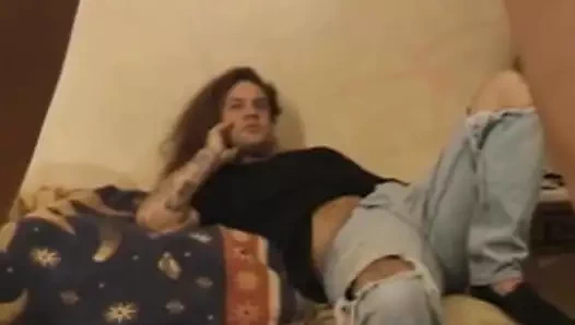 Bir evli kadın iki yaraklı üçlü grup seks