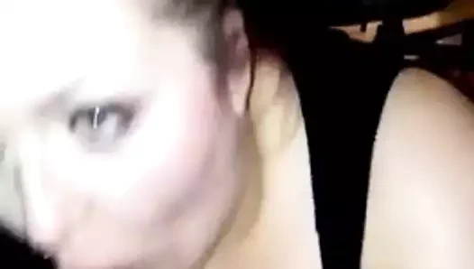 Olgun bbw yarım yamalak derin boğaz