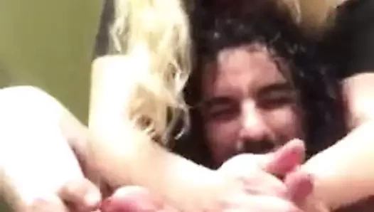 Tanrıça rhondas yağlı footjob handjob