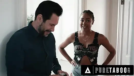 PURE TABOO наивная Destiny Mira застукала гнусного чрезмерного отчима, установив камеры по всему дому