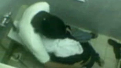 Budak Tudung BJ Dalam Jamban! (Old Collection)