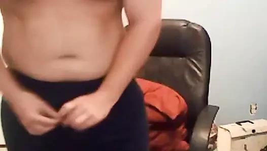 Büyük pürüzsüz ahbap mastürbasyon iyi