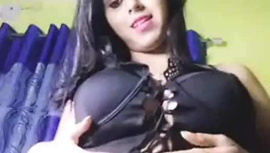 Sıcak desi kız tango özel gösteri shanaya