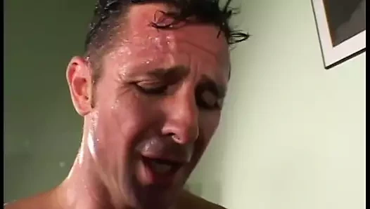 Üç adam çift deli sürtük b-fincan sarışın takas