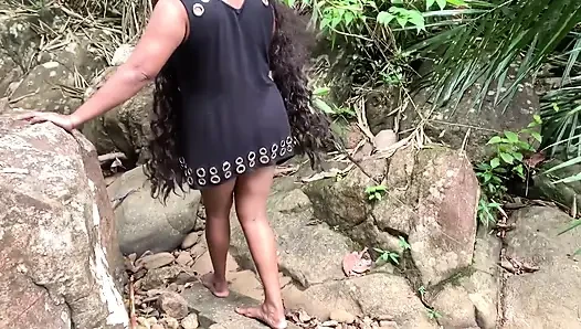 Sri Lankalı Köylü Kız Sıkı Amcık açık Havada Seks Videosu, Desi açık Havada Seks Videosu