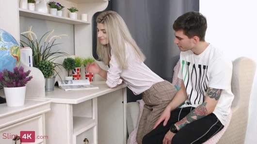 Genç sarışın bulur zaman için hızlı seks ile onu uyandırdı bf