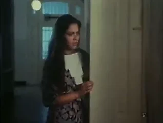 Eski filmden kısa lezbiyen sahnesi (softcore)