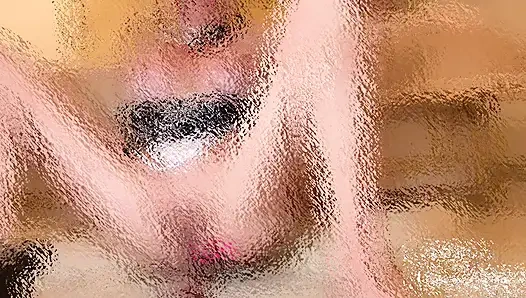 Talimat: Hizmetçi Kate Monroe tüy tozlayıcına fışkırtıyor