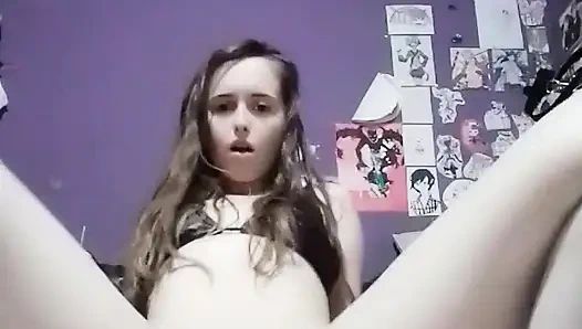 Hepsi seks oyuncaklarıyla ve yüzümü gösteriyor 4