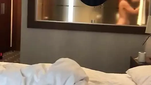 Ukraynalı kız otelde