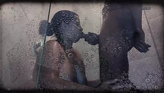 Kolombiyalı duş kraliçeleri....