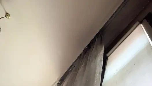 Onları sikmek istediğini biliyorum