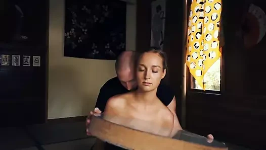 Dünyanın ilk shibari healer.mp4