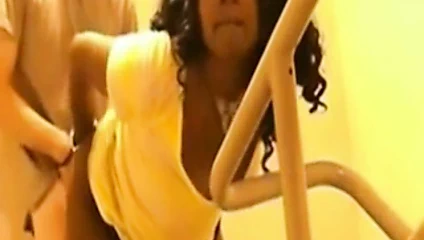 kamu merdivenlerde sikişmek