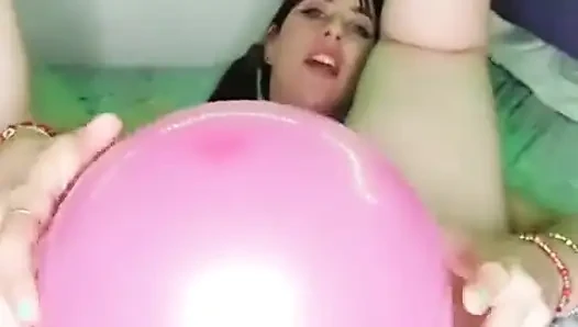 Shyyfxx mutlu karnaval! Balonlarla dürtükleme ve oynama! Looner fetişi