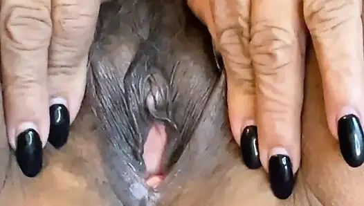 Amcığımı ve götümü yala