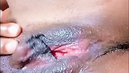 Sonuna kadar bekle, Nivea Rowlon'un seni tatmin edecek olduğunu biliyor musun?