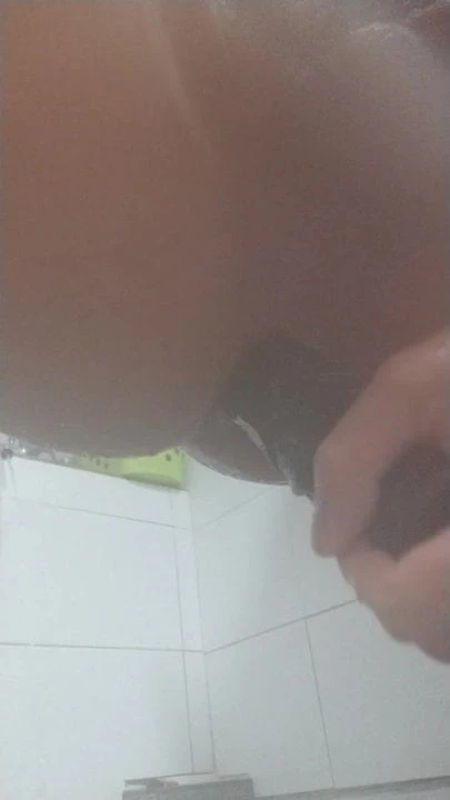 Büyük dildo anal seks götü