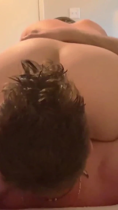 Эпический момент из "Пляжного секса и чистки друг друга нашими языками"