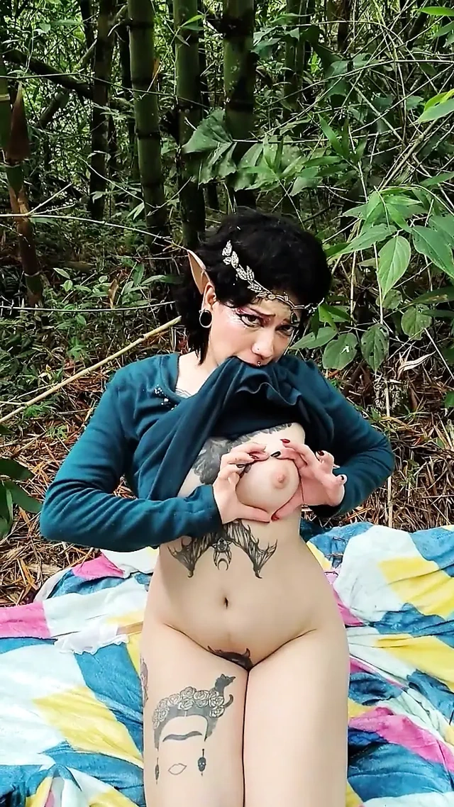 Join Me for a Risky Adventure: Elf, Spanking & Anal Delight