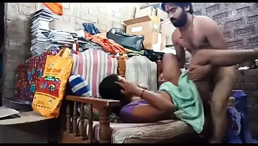 Pandit ji ne Chudai ki apni biwi ki- Sex me Galtiya Dhundo