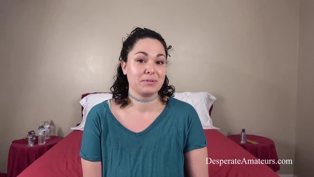 Desperate Amateurs Betty грубо и жестко отшпилил ее тугую попку большой член