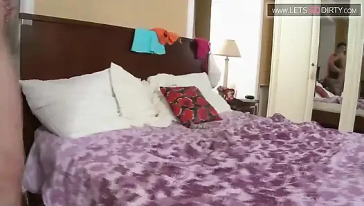 Amys götünde bir yarak, tatlı genç kız edepsiz seviyor