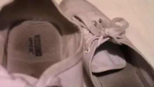 Bailey brooke'un spor ayakkabıları