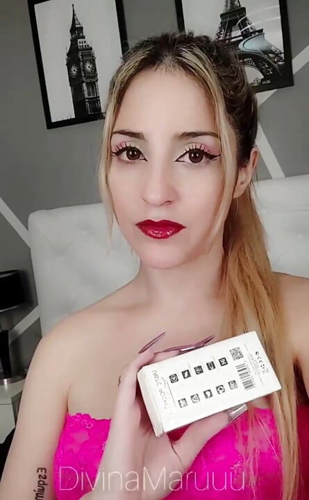 Merhaba bebekler! Bir sonraki videolarım için sana yeni oyuncaklarımı gösteriyorum!