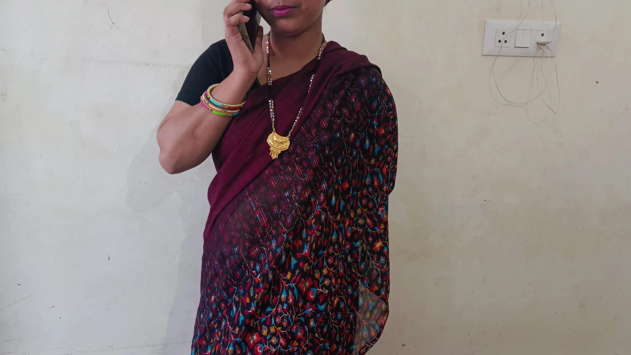 Bhabhi ne dever ko call kar ke apne Ghar pe bulaya our dever ke saath Kiya doggy style me sex saaf Hindi awaj me