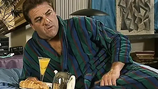 Muhteşem Alman bebekler lüks anal grup sekste yarağa biniyor