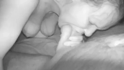 Kızılderili milf (orta yaşlı kadin) eğleniyor