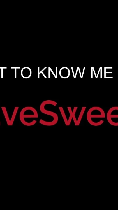 Захватывающий момент из "Симпатичная худенькая латинская шлюшка из колледжа обожает сосать мокрый член"