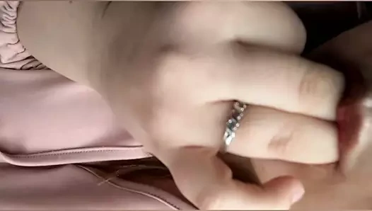 Betsy'nin halka açık ilk araba mastürbasyonu