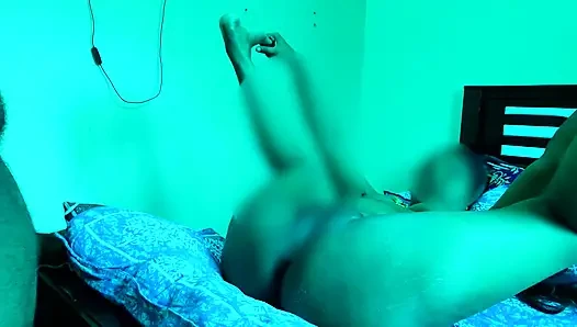 Fitness Eğitmeninin Ev Yapımı Desi Seks Videosu