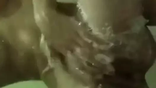 İsrailli asker duşta masturbasyon at base bölüm 4