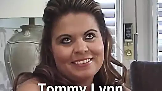 Tommy Lynn elle muamele çekiyor