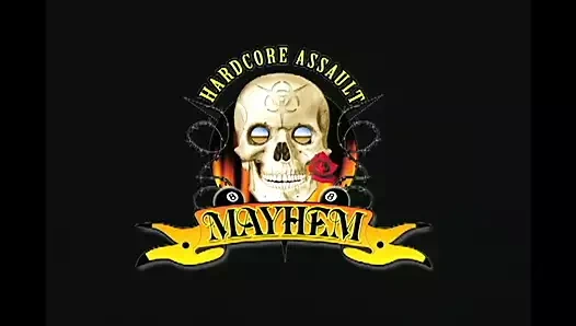 Amcığını piersingli azgın sürtükler büyük sert yarakla sert sikiyor