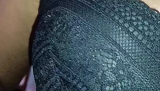 Güzel arkadaşım üvey kız kardeşim ateşli kız yakın çekim domaltmalı açık havada hd Hintli