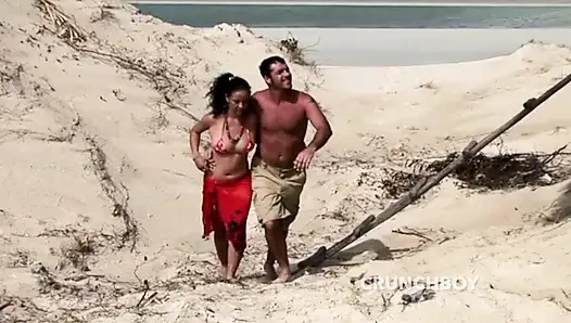 İki arkadaş bir kızı anal olarak çifte sikiyor