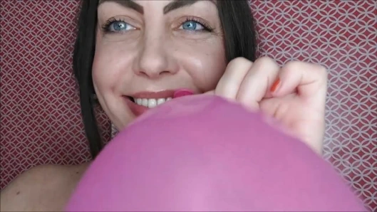Balon fetiş ve mastürbasyon video