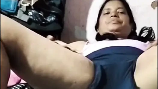 Sevimli kızların göğüsleri ve amcığı