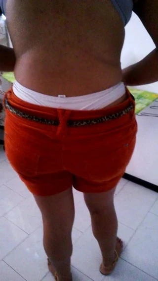 brüt fesse sabrina
